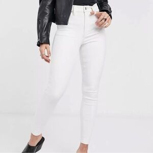 Miss Poured in Blue White Cropped Skinny Jeans